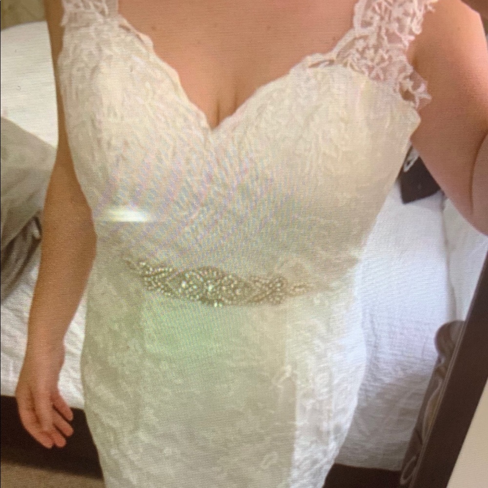 ๐๐ IVORY & PEACH WEDDING DRESS ๐๐ - Picture 5 of 7